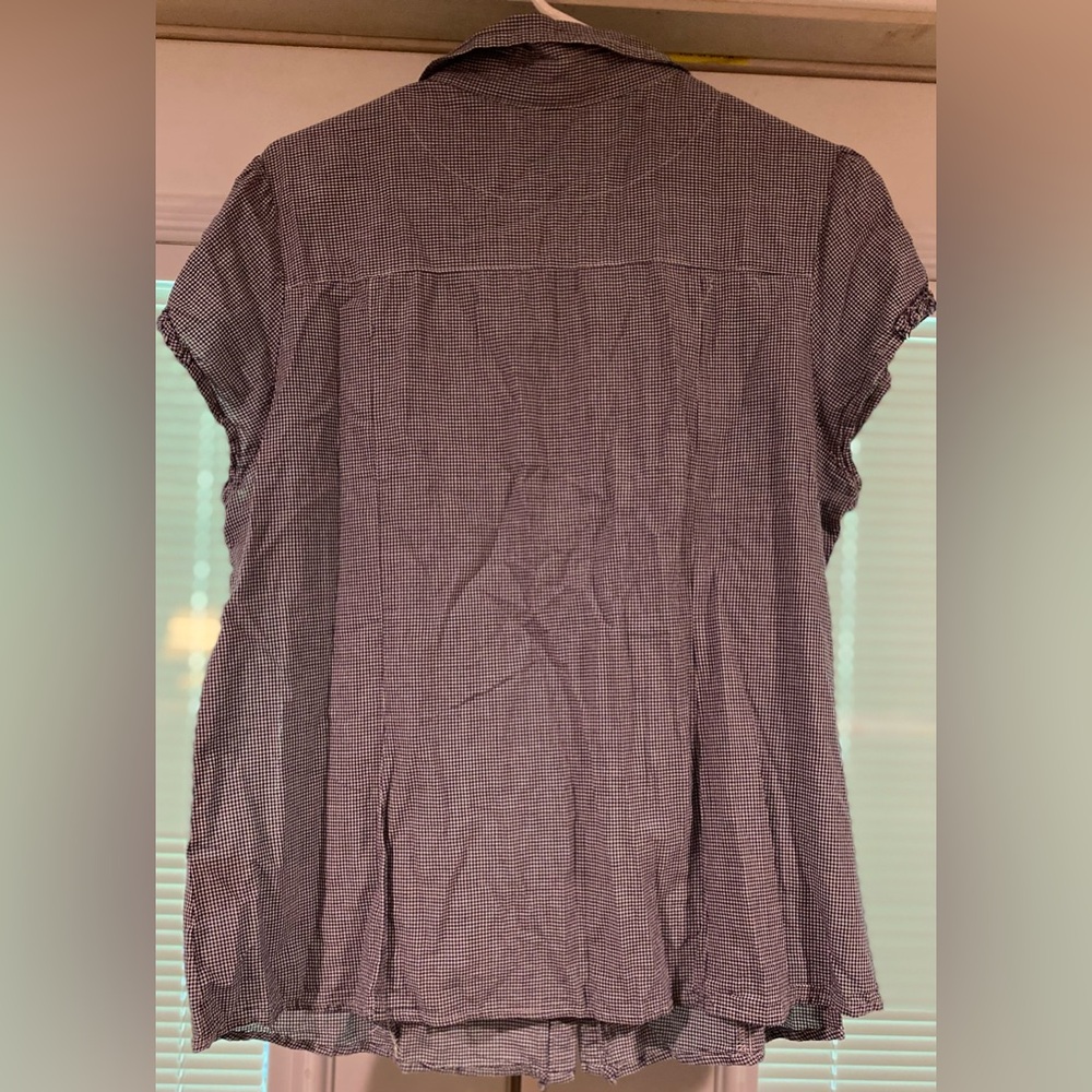 Euc Faded Glory ruffle button down top. SZ XL - Picture 4 of 4